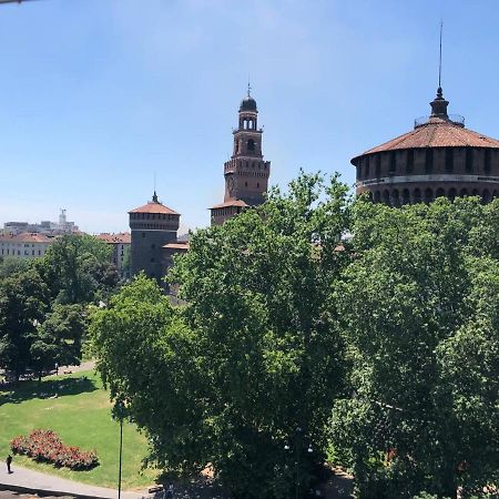 Breathtaking Castle View Youhosty - Quintino Sella Milano Dış mekan fotoğraf