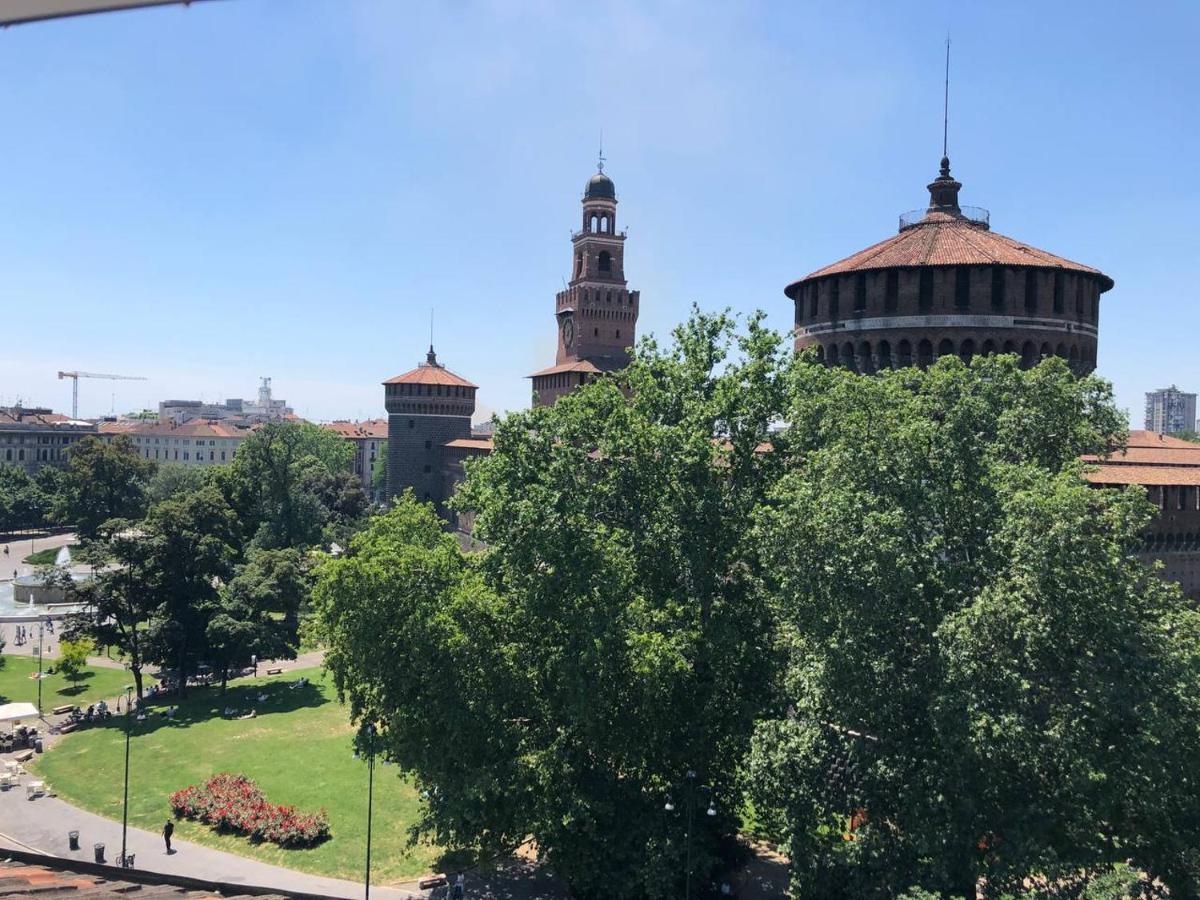 Breathtaking Castle View Youhosty - Quintino Sella Milano Dış mekan fotoğraf